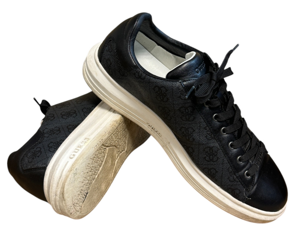 Guess  TRAMPKI  męskie 44