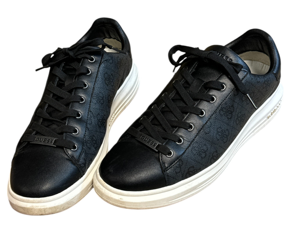 Guess  TRAMPKI  męskie 45