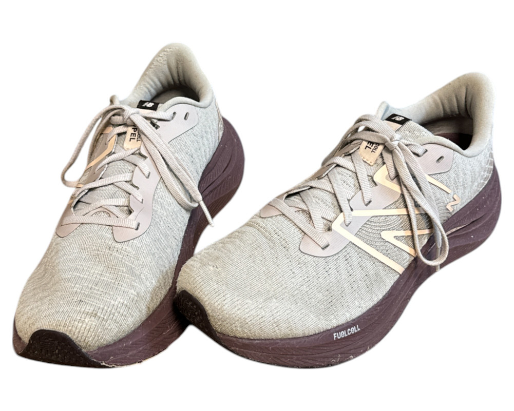 New Balance FuelCell Propel v4 BUTY SPORTOWE  męskie 41.5