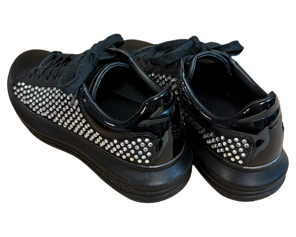 Guess Vibo  TRAMPKI  damskie 36