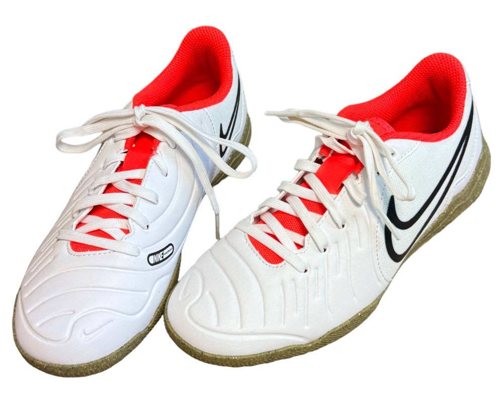 Nike Tiempo Legend 10 Club IC BUTY SPORTOWE Halówki dziecięce 36/36.5