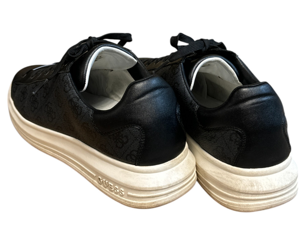 Guess  TRAMPKI  męskie 45