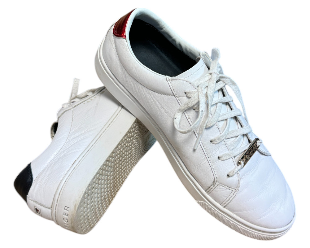 Tommy Hilfiger  TRAMPKI  damskie 38