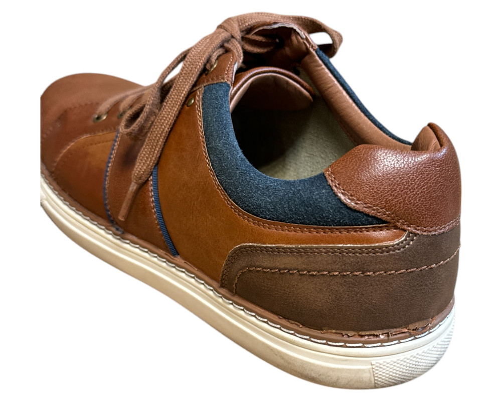 Bata  TRAMPKI  męskie 45