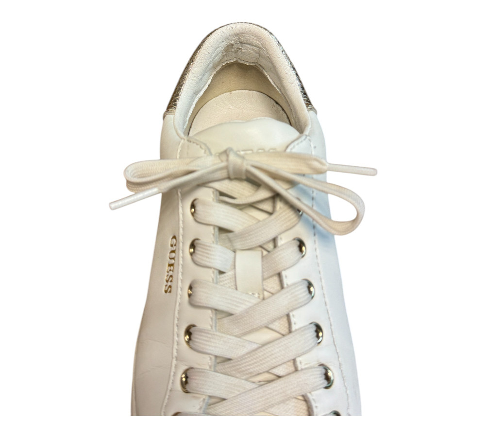 Guess  TRAMPKI  damskie 39