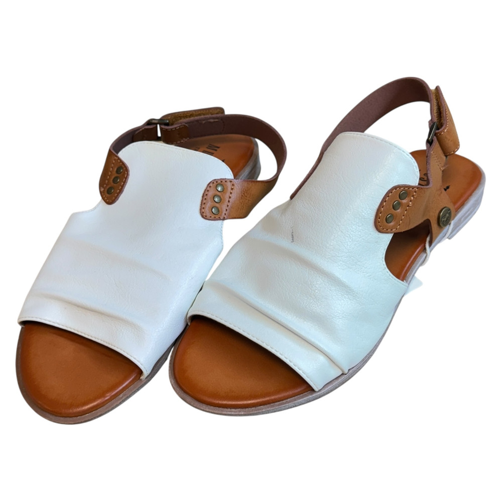 Mustang SANDAŁY damskie 38