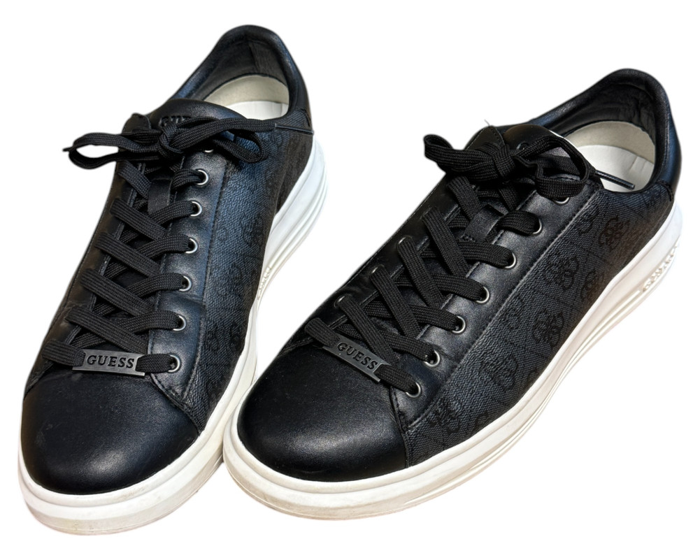 Guess  TRAMPKI  męskie 45