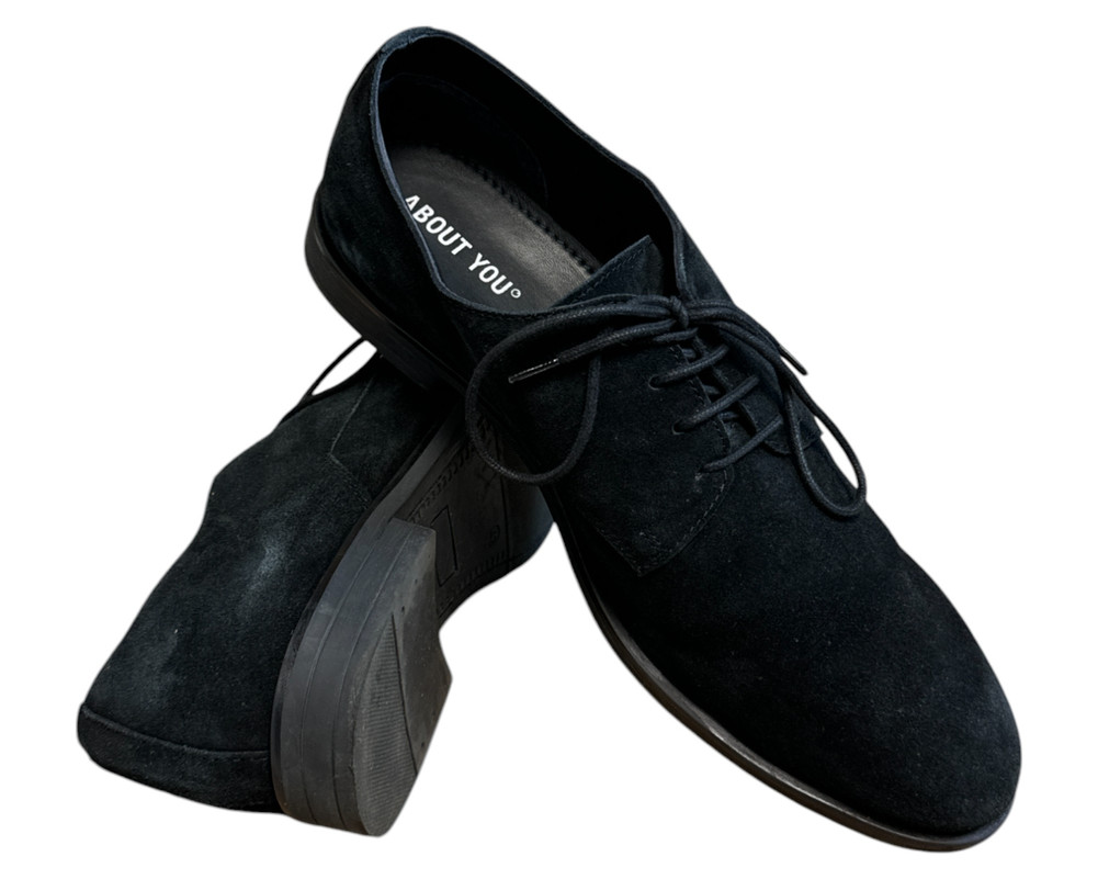 About You  PÓŁBUTY  męskie 43