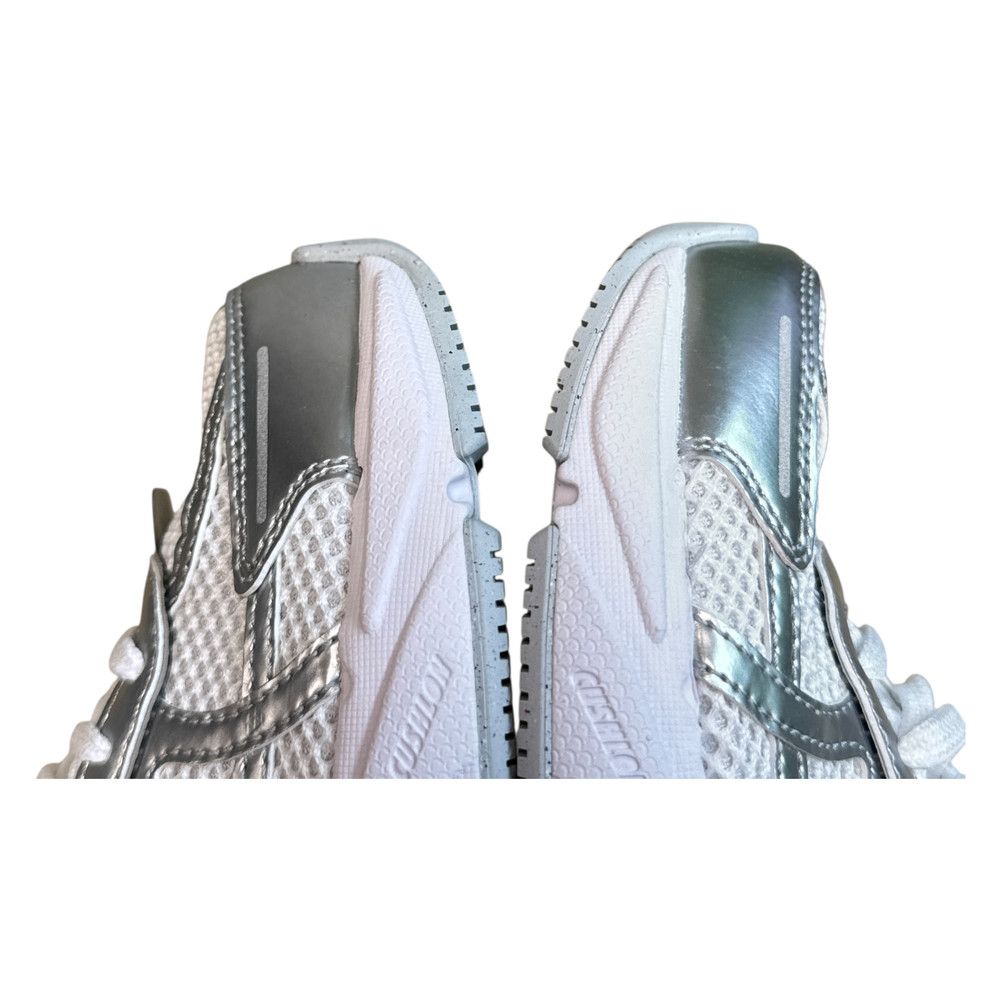 Nike V2K Run BUTY SPORTOWE damskie 37.5/36.5