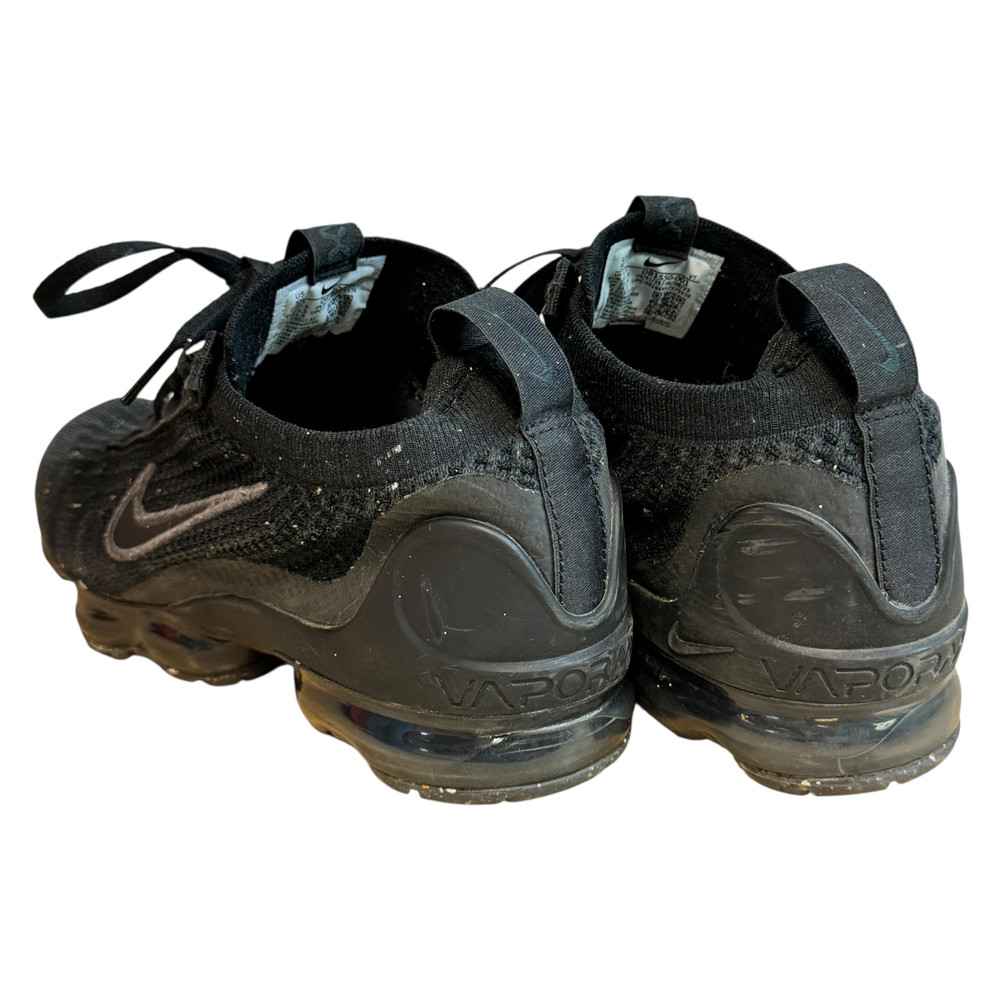 Nike AIR VAPORMAX 2021 BUTY SPORTOWE damskie 37,5