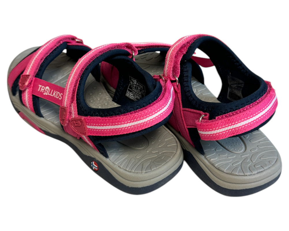 Trollkids Preikestolen SANDAŁY  dziecięce 35