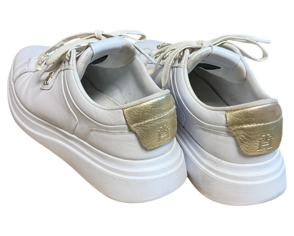 Tommy Hilfiger Pointy Court Sneaker Hardware TRAMPKI  damskie 40