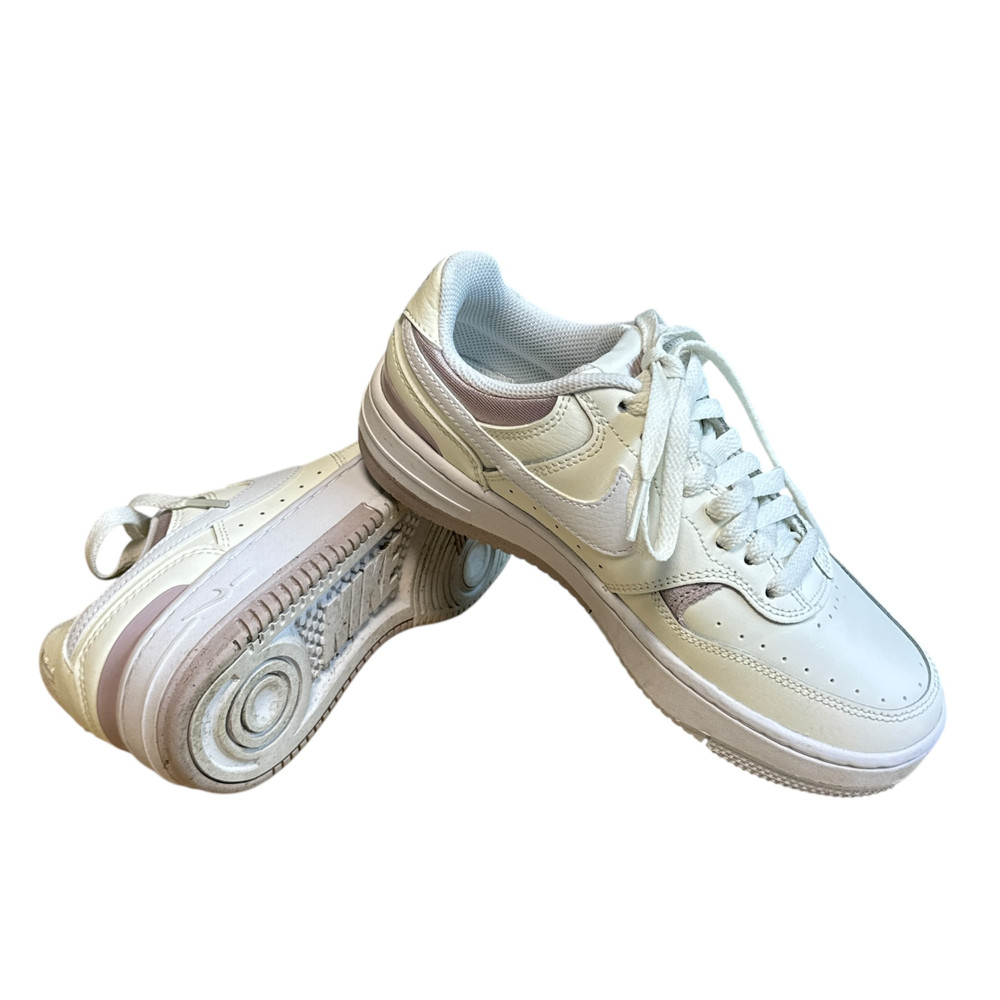 Nike Gamma Force BUTY SPORTOWE damskie 36,5