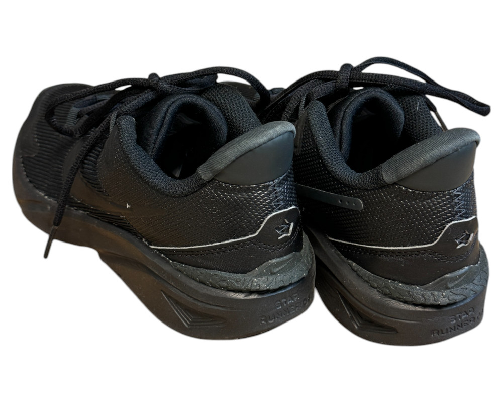 Nike Star Runner 4 Nn (GS) BUTY SPORTOWE  dziecięce 36.5