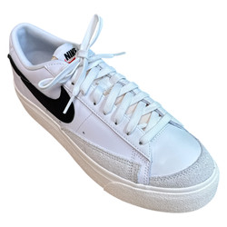 Nike BLAZER LOW PLATFORM BUTY SPORTOWE damskie 42