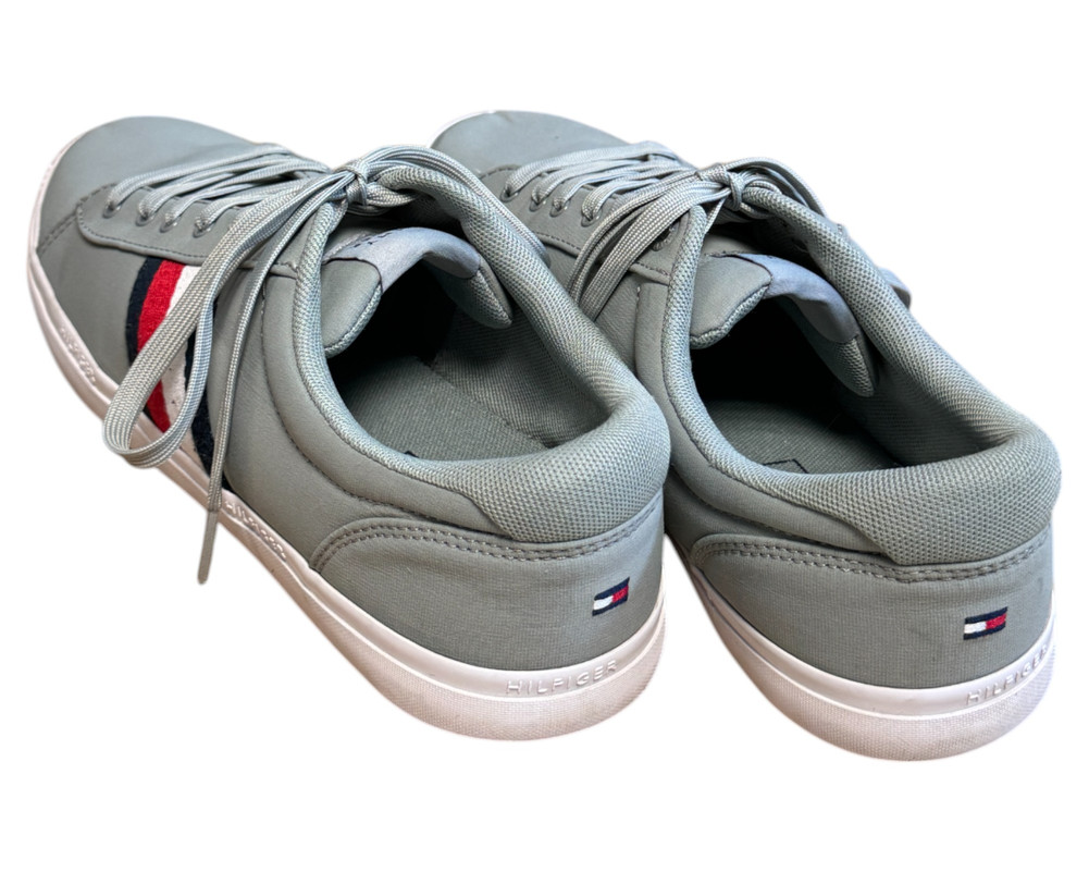 Tommy Hilfiger  TRAMPKI  męskie 41