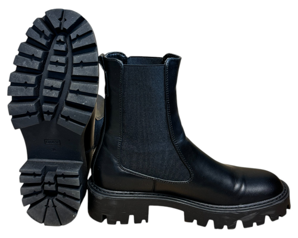 Only  BOTKI  damskie 38