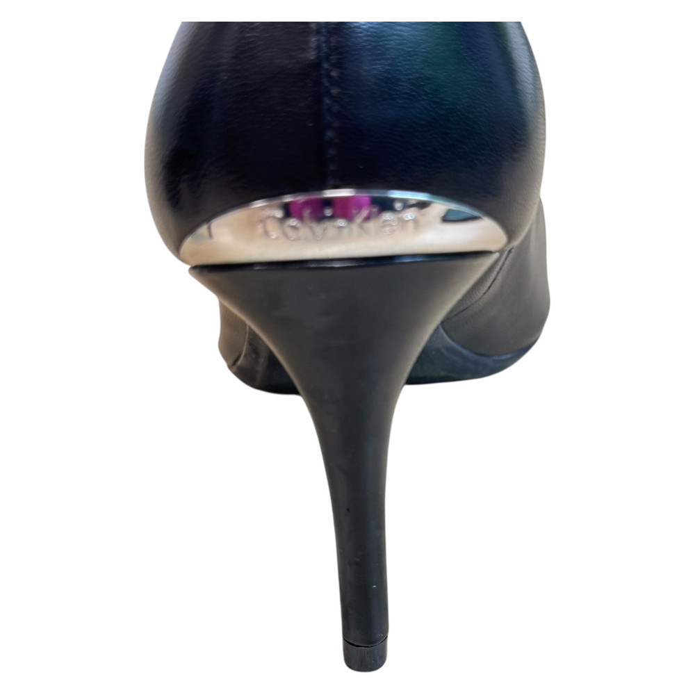 Calvin Klein SZPILKI damskie 37