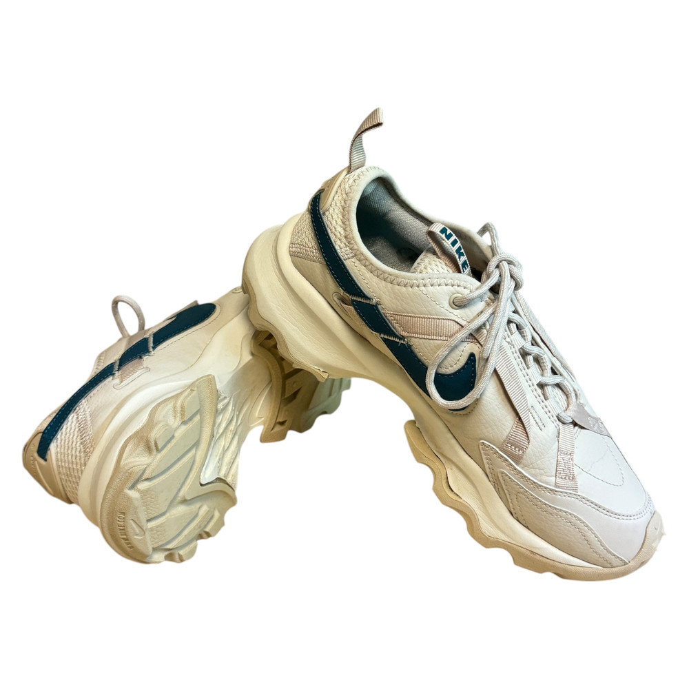 Nike TC 7900 BUTY SPORTOWE  damskie 39