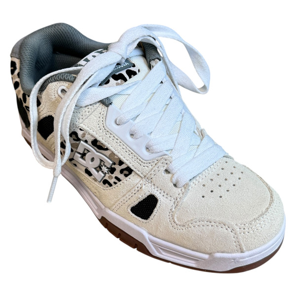 DC Shoes Stag BUTY SPORTOWE dziecięce 36.5/37.5