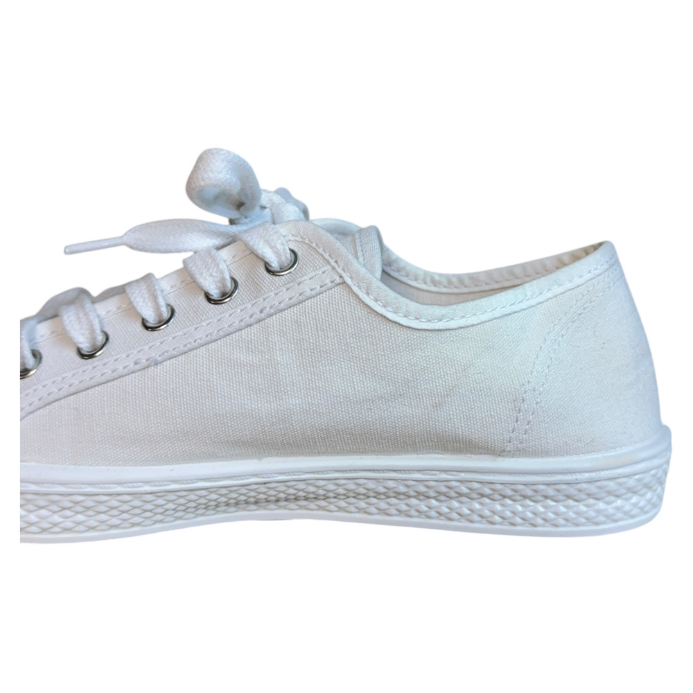 Levi`s TRAMPKI damskie 37