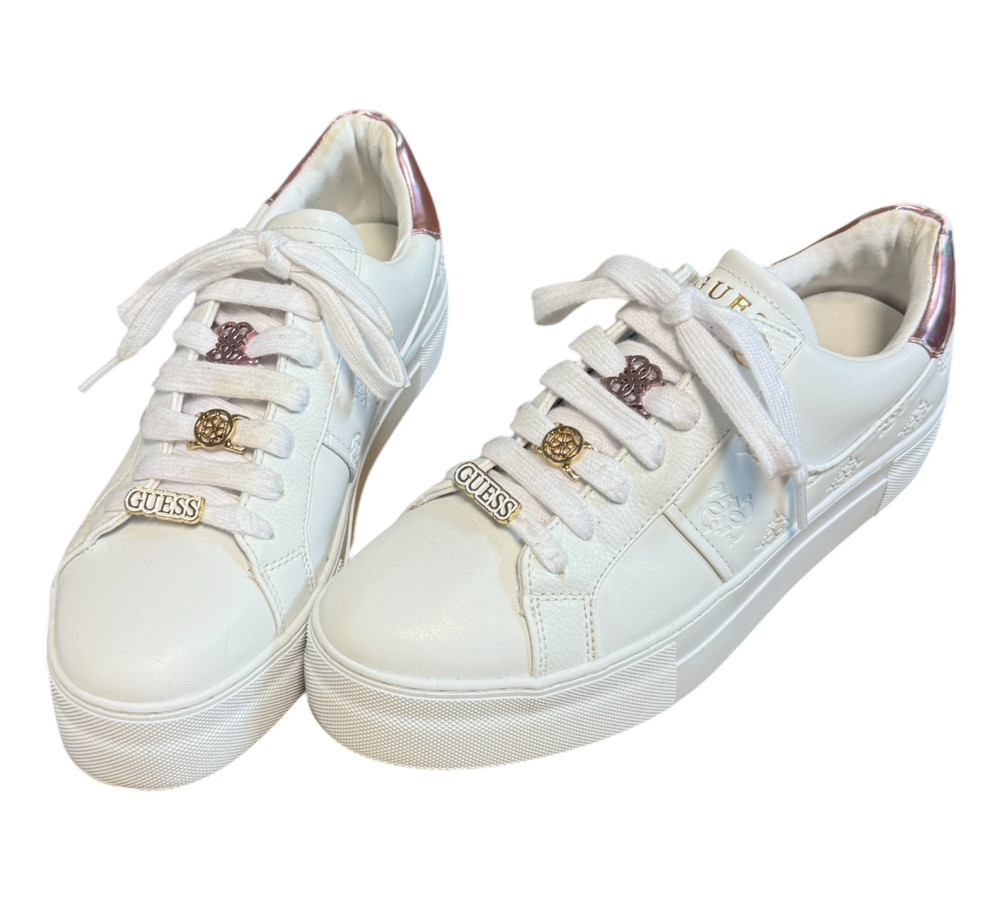 Guess Giella  TRAMPKI  damskie 39