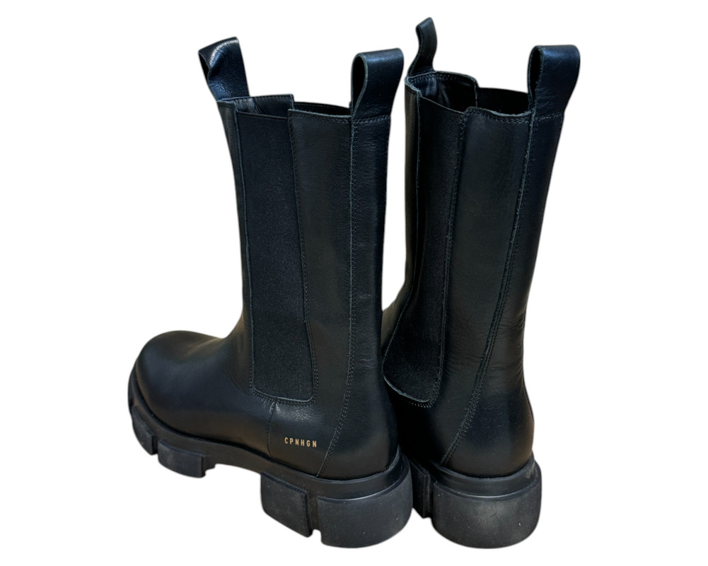 Copenhagen  KOZAKI  damskie 42