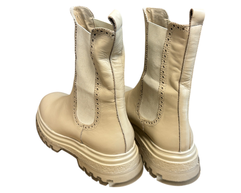 Inuovo  BOTKI  damskie 40