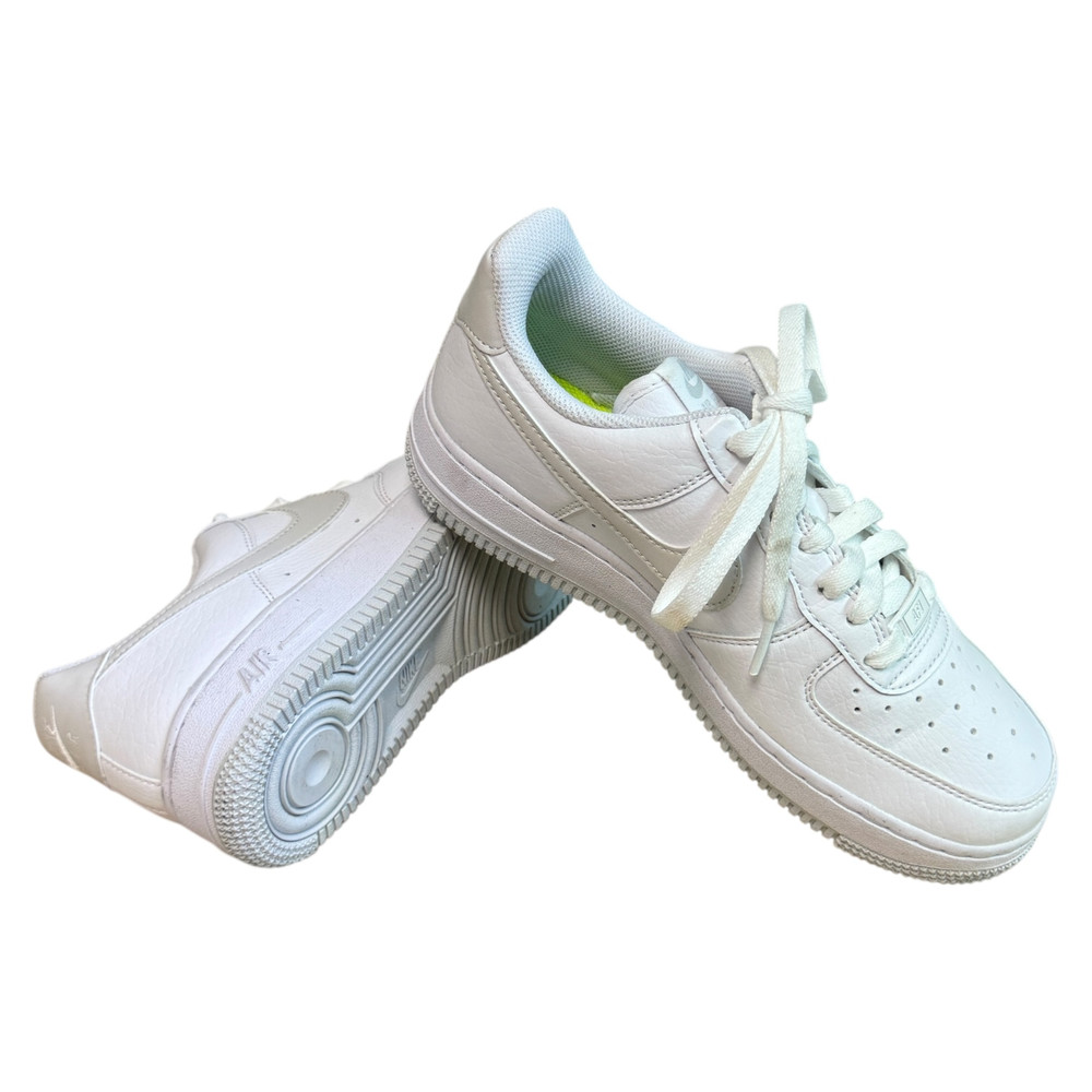 Nike AIR FORCE 1 '07 SE BUTY SPORTOWE damskie 37.5