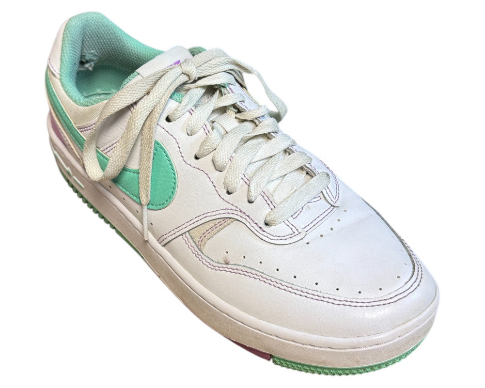 Nike GAMMA FORCE BUTY SPORTOWE  damskie 39