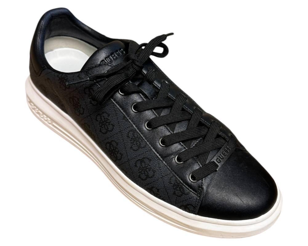 Guess  TRAMPKI  męskie 45