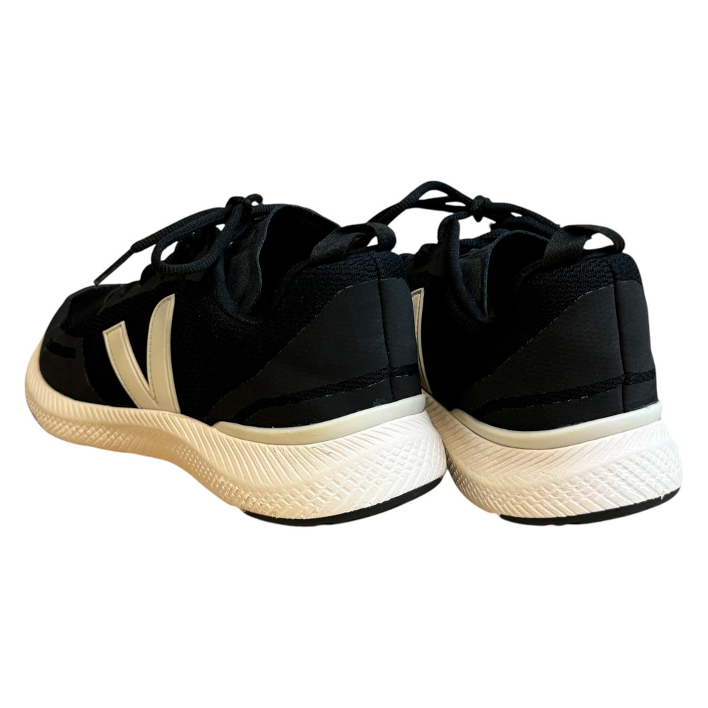 Veja Impala Engineered Mesh BUTY SPORTOWE damskie 40