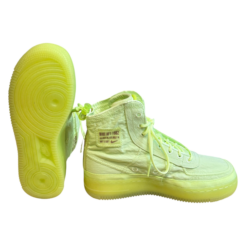 Nike Air Force 1 High Shell Is Covered In Volt Exteriors BUTY SPORTOWE damskie 36.5