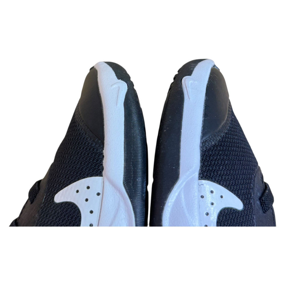 Nike Omni Multi-Court BUTY SPORTOWE dziecięce 32/33