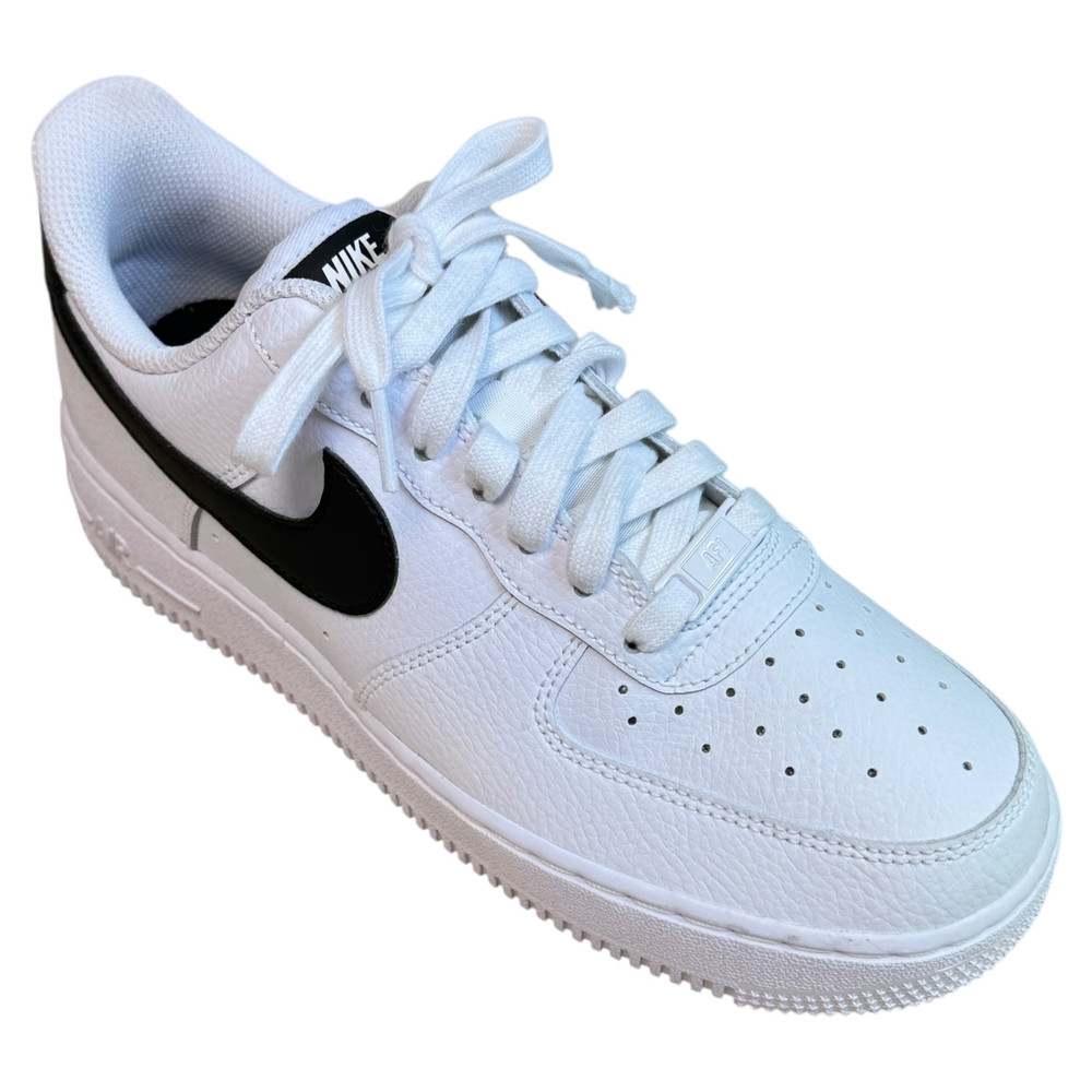 Nike AIR FORCE 1 '07 BUTY SPORTOWE damskie 39