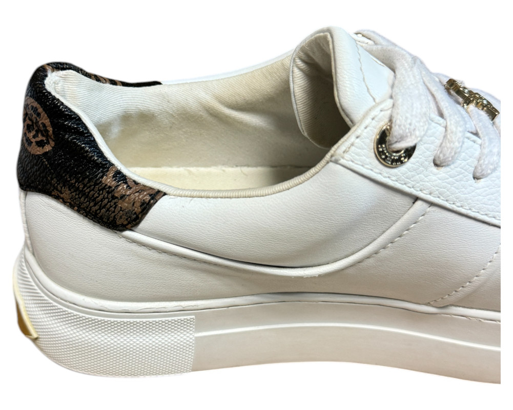 Guess  TRAMPKI  damskie 36