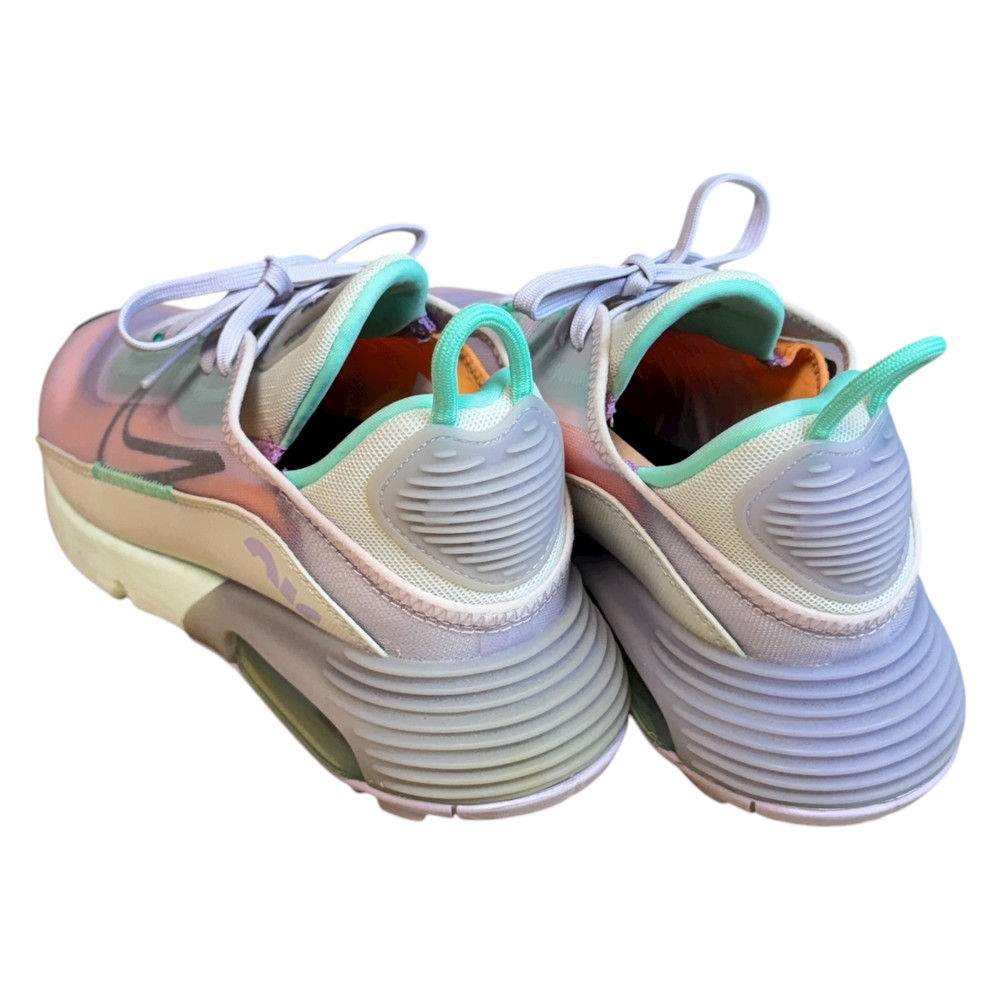 Nike W Air Max 2090 BUTY SPORTOWE damskie 39