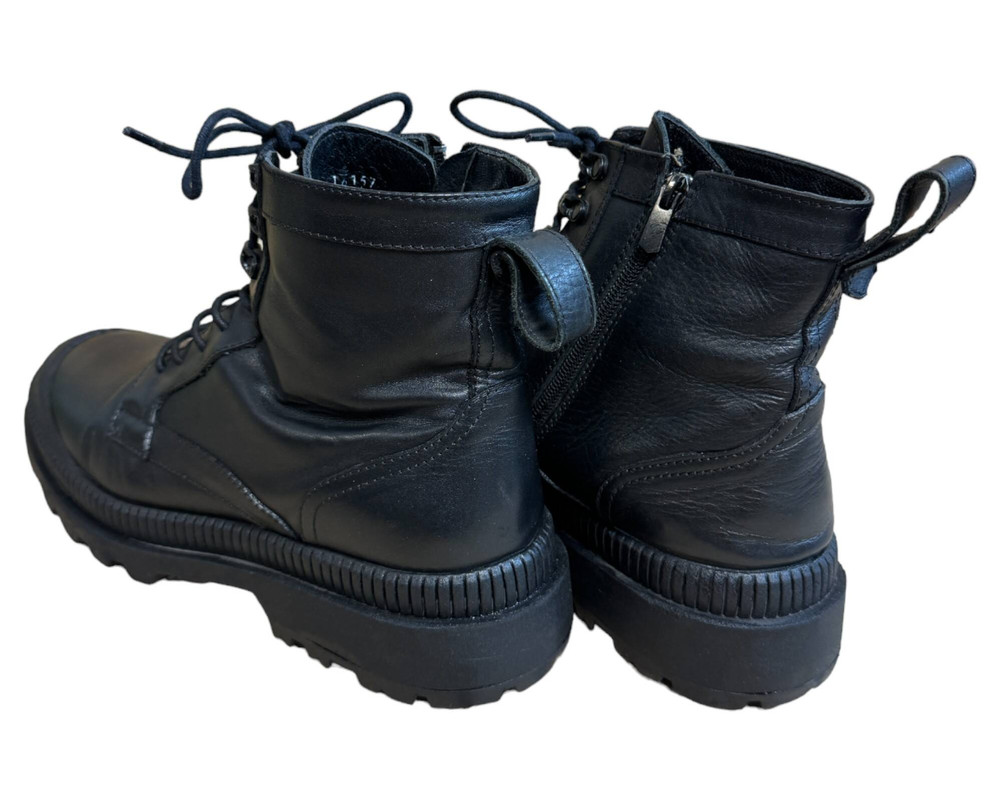 Simple  BOTKI  damskie 40