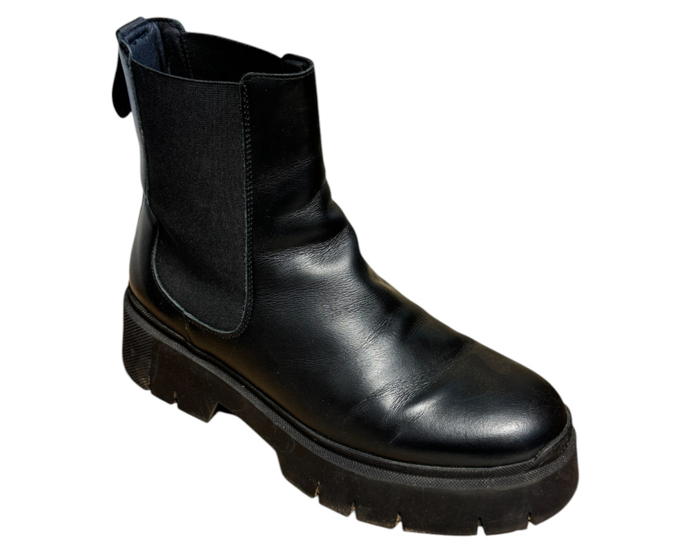 Hugo Boss  BOTKI  damskie 40