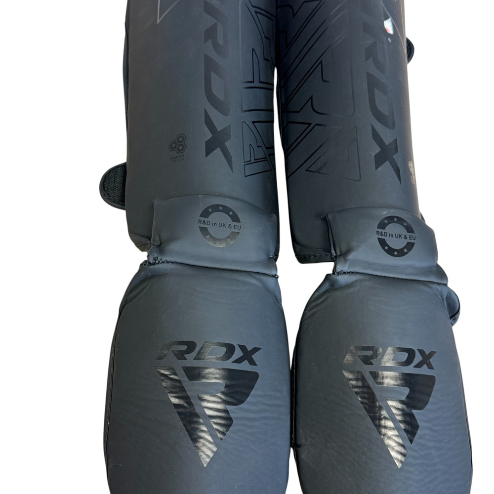 RDX Ochraniacze piszczeli F6 czarne