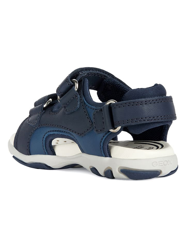 Geox sandały dziecięce Flaffee 24