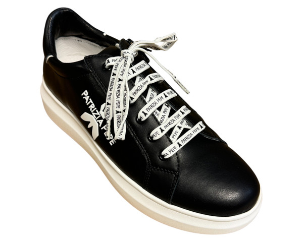 Patrizia Pepe TRAMPKI dziecięce 40