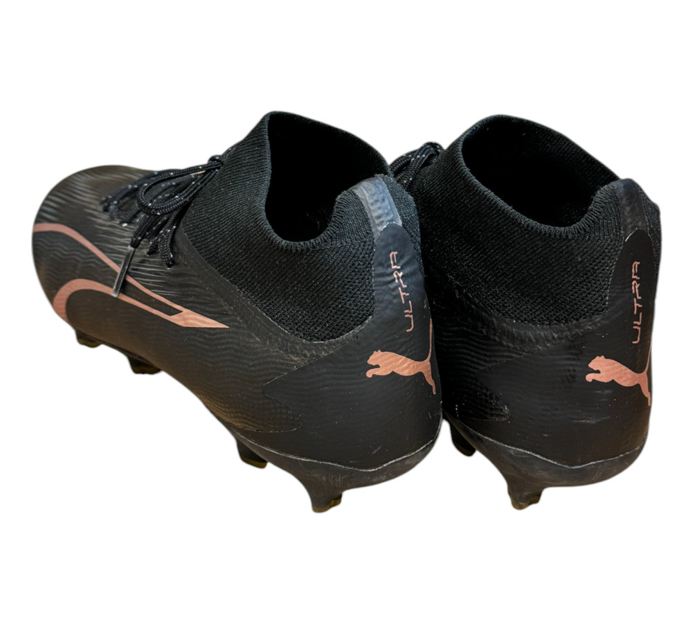 Puma Ultra Pro FG/AG  BUTY SPORTOWE korki męskie 43