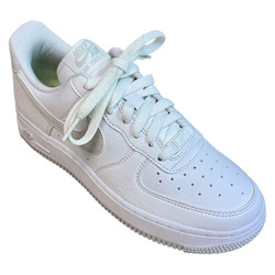 Nike AIR FORCE 1 '07 SE BUTY SPORTOWE damskie 37.5