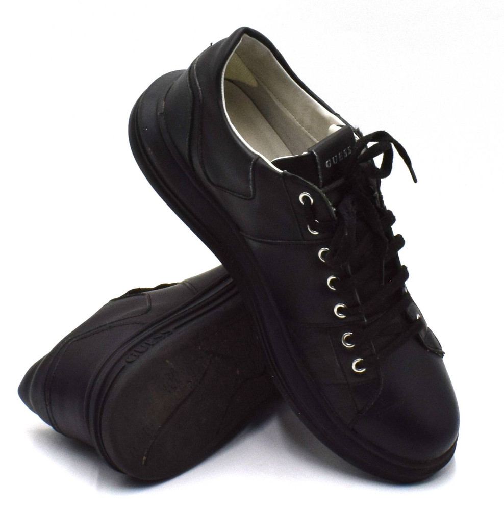 Guess VIBO TRAMPKI  męskie 44