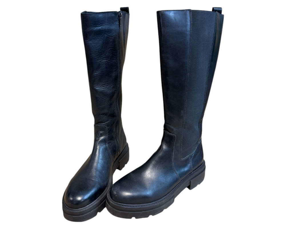 About You  KOZAKI  damskie 41