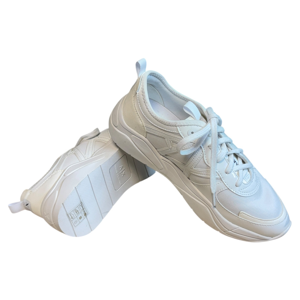 Armani Exchange BUTY SPORTOWE damskie 41