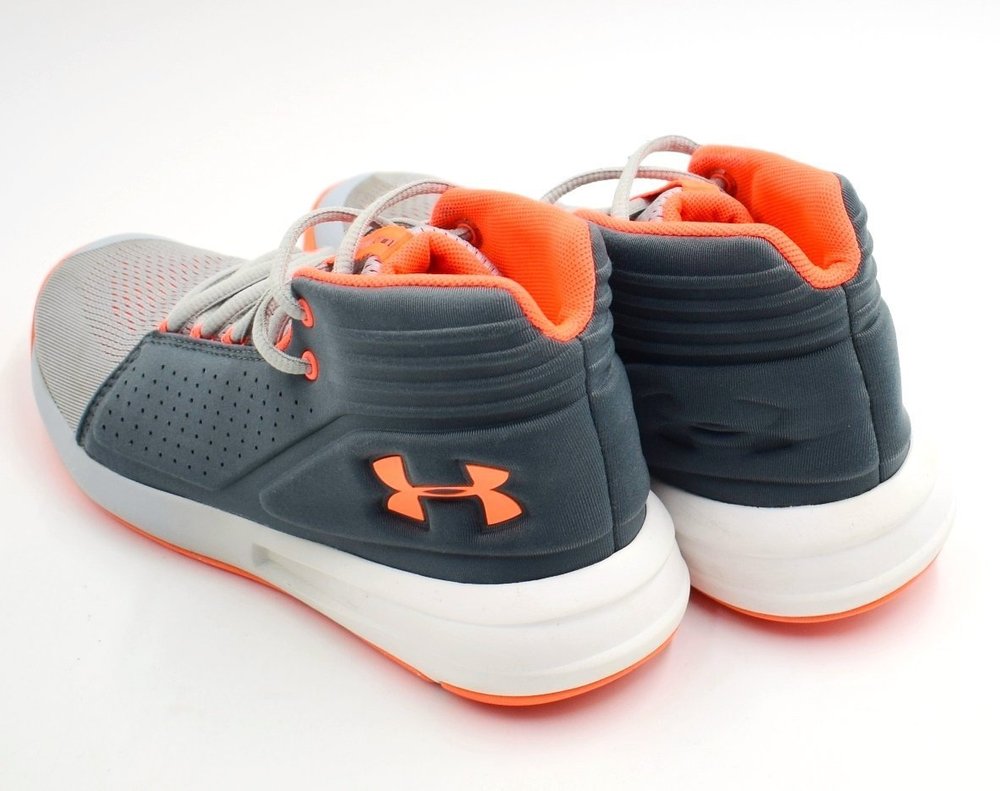 Under Armor Torch Mid Sport Shoes 37.5