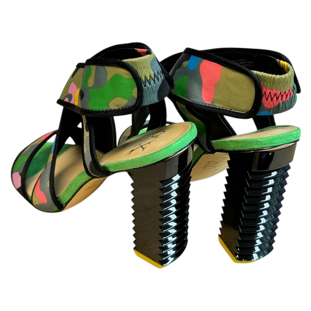 Gwen Stefani SANDAŁY damskie 39