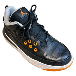 Nike JORDAN MAX AURA 5 BG BUTY SPORTOWE dziecięce 38